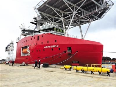 失联客机黑匣子信号12日将消失 搜索船今日出海