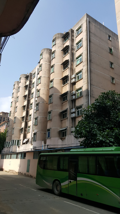 广东省教育厅该不该为违法变更行为买单